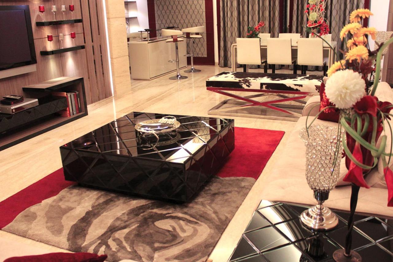Club Florence Гургаон Экстерьер фото
